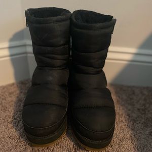 Ugg Ridge boot